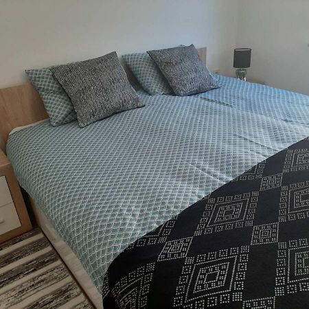 Apartman Kod Kestena Ossero Esterno foto