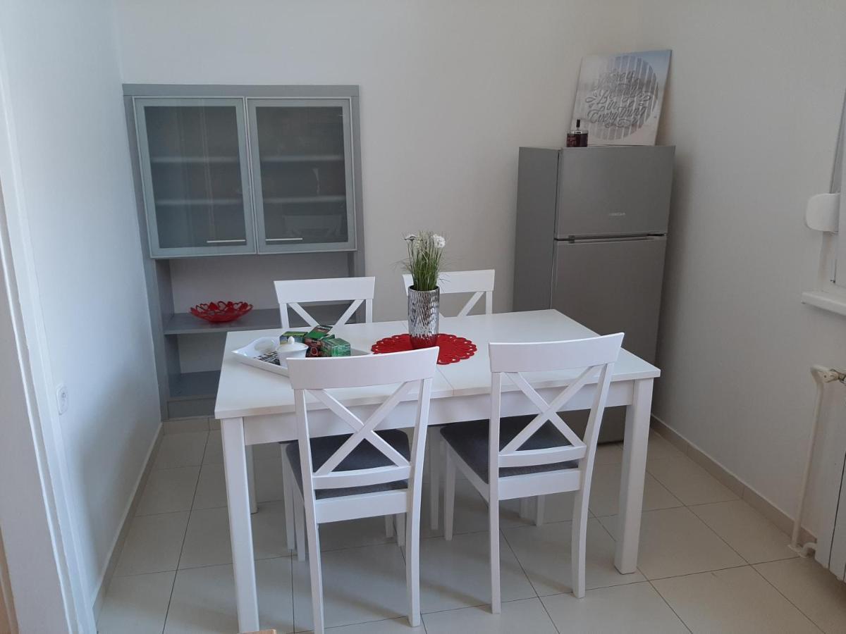 Apartman Kod Kestena Ossero Esterno foto